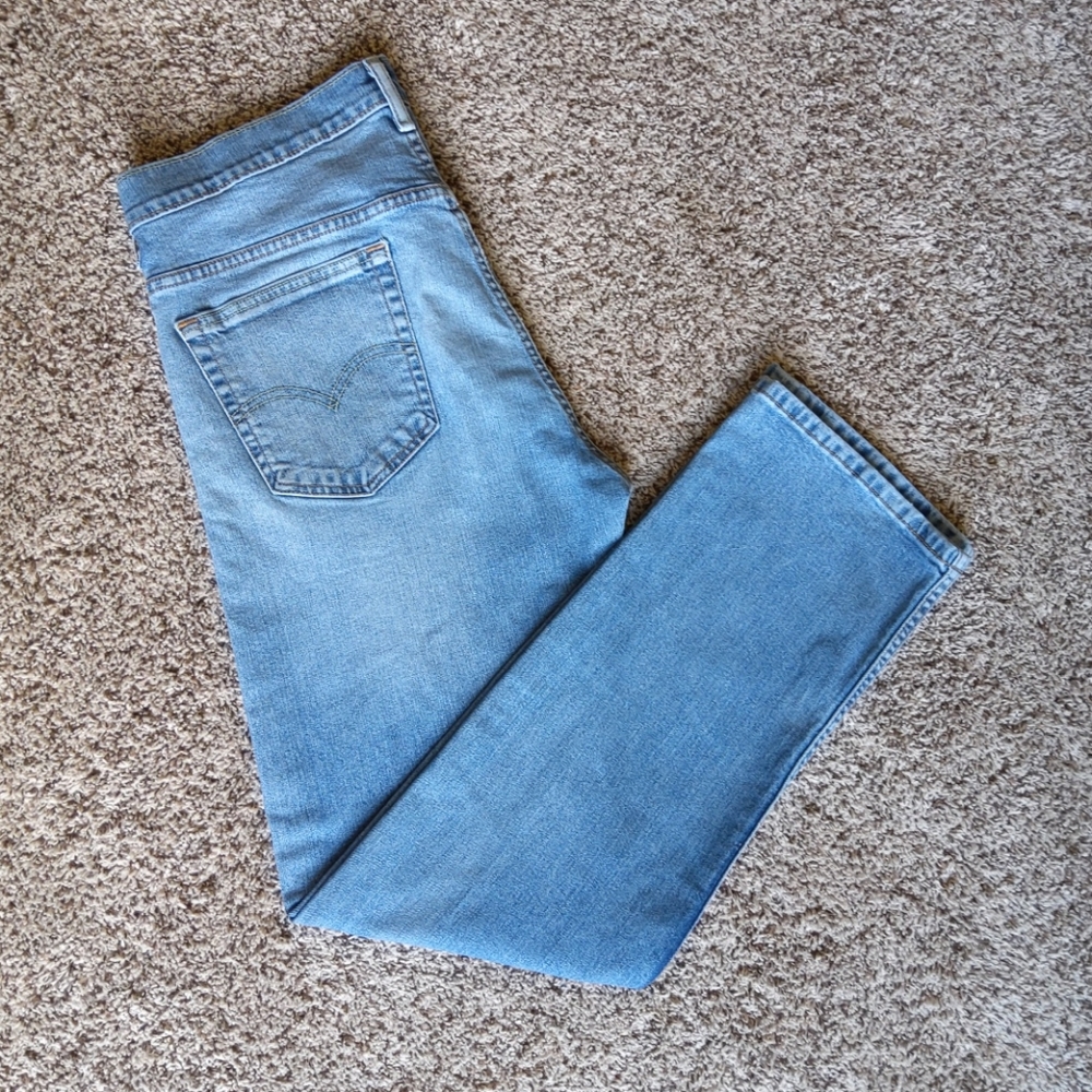 LEVI'S JEANS